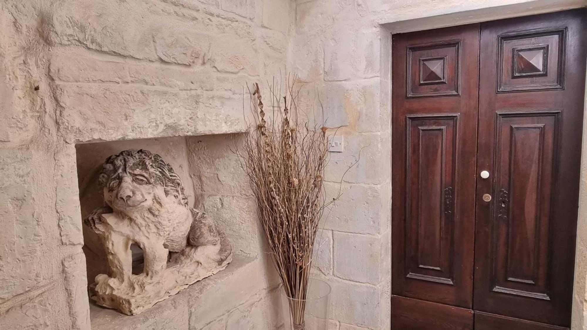 Servants' Quarters Studio Apartment La Valeta Exterior foto