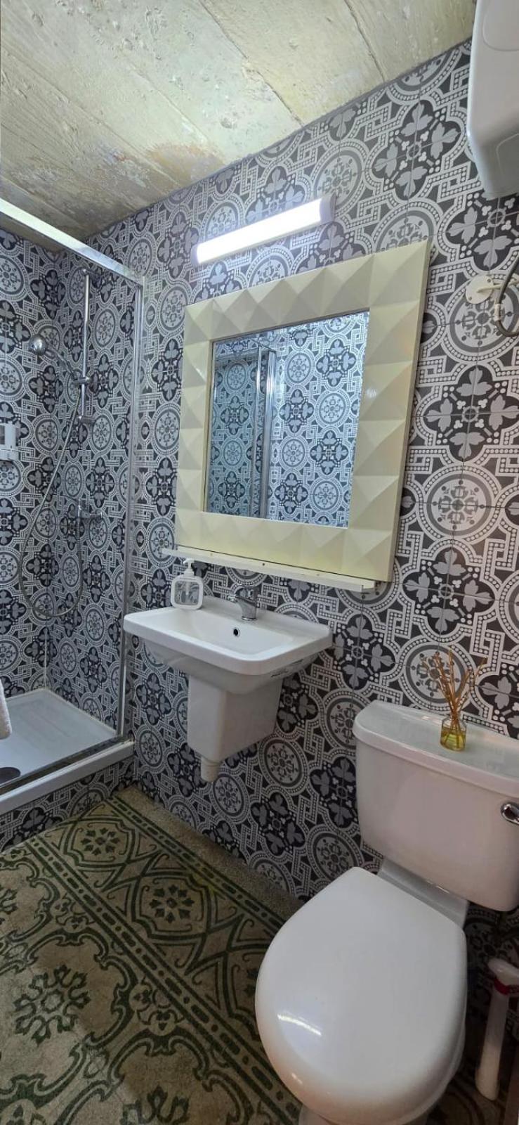 Servants' Quarters Studio Apartment La Valeta Exterior foto